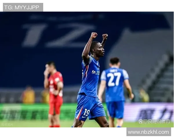 申花惨遭上港狂虐六球赛场风云再起引发热议